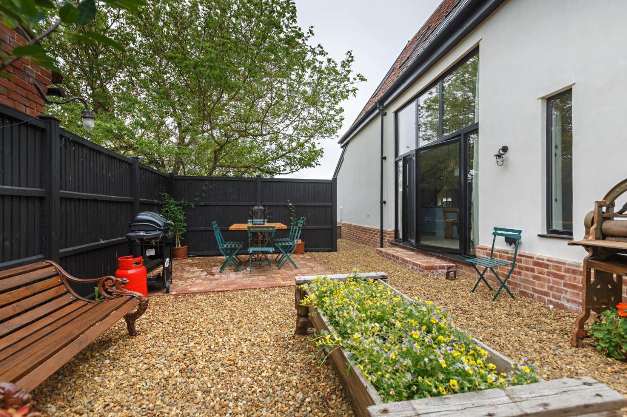Holiday home The Threshing Barn *