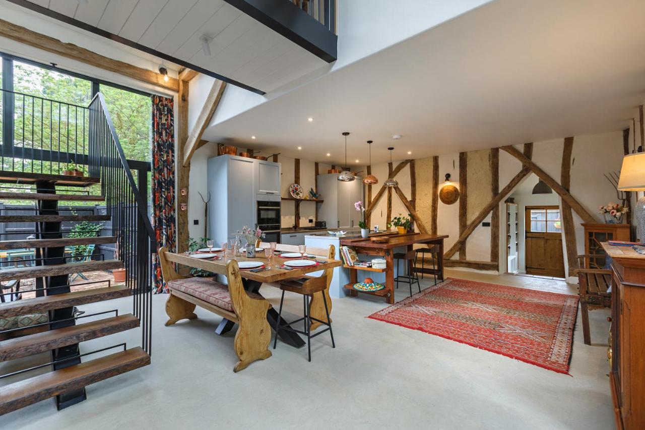The Threshing Barn Holiday home *